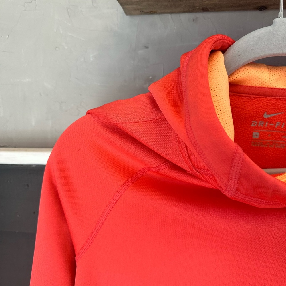 Nike Dri Fit Pullover Hoodie Womens Medium Ember Glow Swoosh Training sz S - Picture 4 of 11
